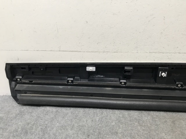 ヴェゼル/VEZEL RV3/RV4/RV5/RV6 純正 右 フロント ドア サイドパネル/ガーニッシュ 純正OP 75312-3M0-J0 ブラウン YR633P ホンダ(138357)