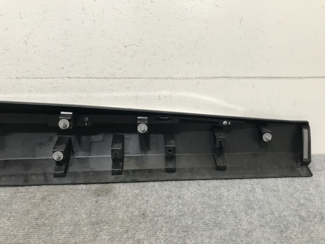 エクストレイル/X-TRAIL T33/SNT33 純正 左 フロント ドア モール/プロテクター 80871 6RA0B 素地/メッキ 日産(138422)