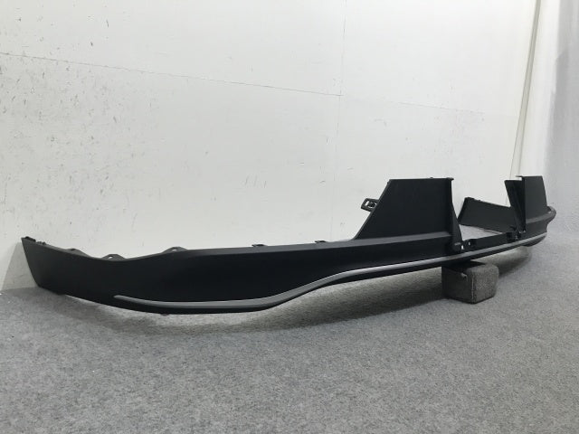 新車取り外し!クラウン クロスオーバー AZSH35 RS/TZSH35 純正 リア スポイラー ディフューザー/アンダー 52169-30320 素地 トヨタ(138458)