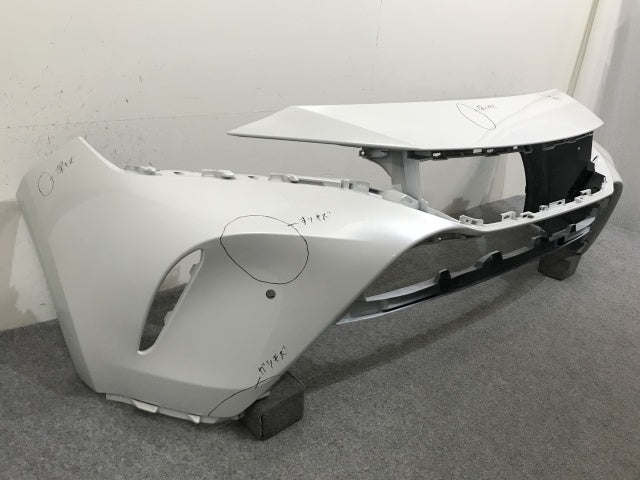 ハリアー 80系/MXUA80/MXUA85 ハイブリッド/AXUH80/AXUH85 PHEV/AXUP85 純正 フロント バンパー 52119-488301 ホワイト パール(138493)