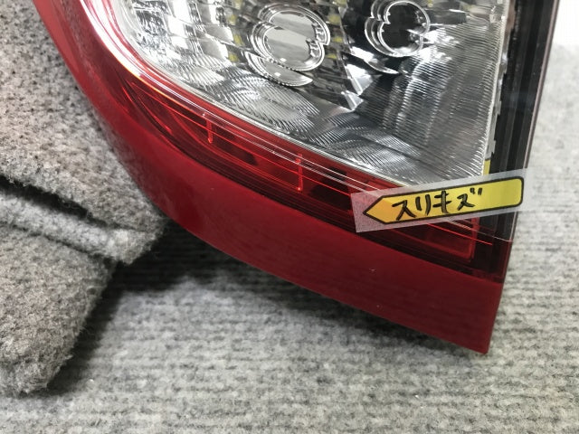 ルーミー/カスタム M900A/M910A 純正 前期 左 テールランプ/ライト/レンズ ハロゲン KOITO 220-69047 トヨタ(138578)