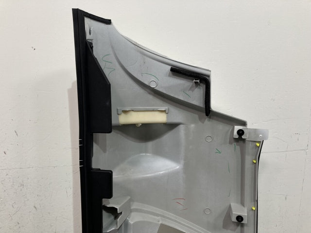 新車取り外し!フォワード 5代目/2007- 純正 前期 左 フロント コーナーパネル/コーナーカバー ホワイト ソリッド いすゞ(138619)
