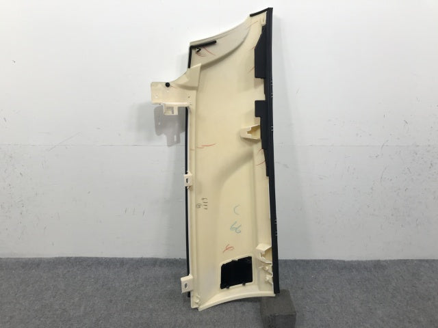 新車取外し!ギガ 大型 2代目 2015- 10t 純正 後期 右 フロント コーナーパネル/コーナーカバー VC69 ホワイト ソリッド いすゞ(138630)