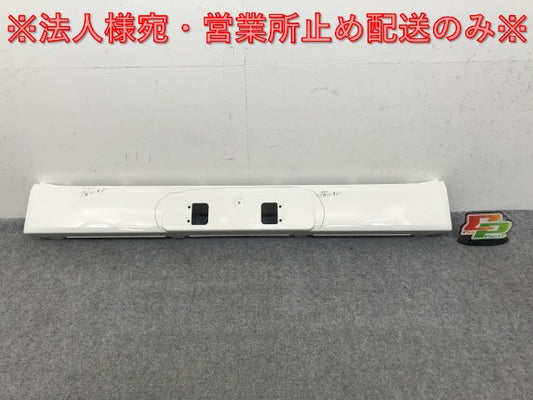 新車取り外し!プロフィア 3代目・2017年- 純正 フロント センター バンパー 52111- 52111-E0880 ホワイト ソリッド 日野(138642)