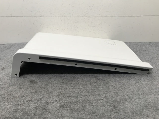 新車取り外し!ギガ 大型 2代目 2015- 10t 純正 右 リア フェンダー ホワイト ソリッド いすゞ(138649)