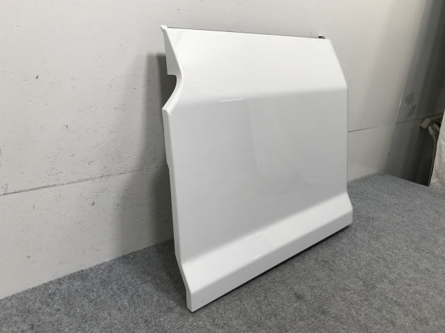 新車取り外し!ギガ 大型 2代目 2015- 10t 純正 左 リア フェンダー ホワイト ソリッド いすゞ(138655)