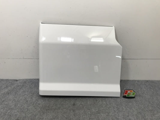 新車取り外し!ギガ 大型 2代目 2015- 10t 純正 右 リア フェンダー ホワイト ソリッド いすゞ(138657)