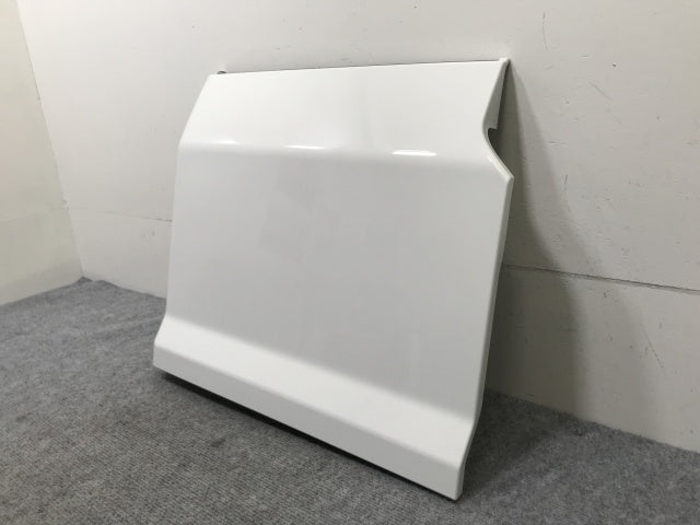 新車取り外し!ギガ 大型 2代目 2015- 10t 純正 右 リア フェンダー ホワイト ソリッド いすゞ(138657)