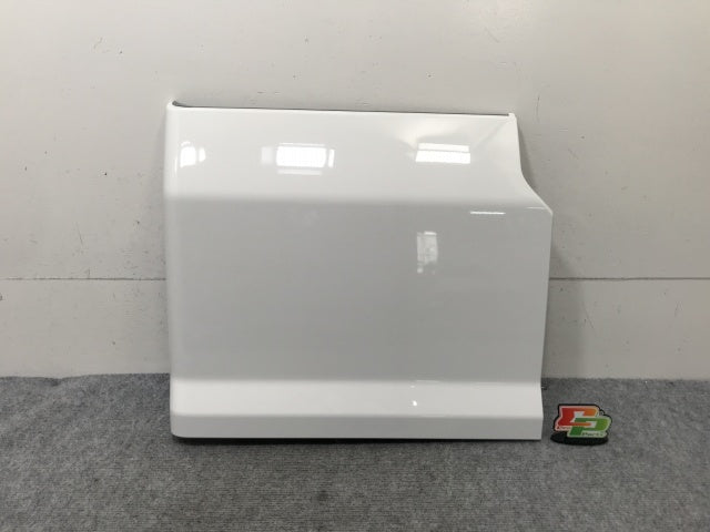 新車取り外し!ギガ 大型 2代目 2015- 10t 純正 右 リア フェンダー ホワイト ソリッド いすゞ(138659)