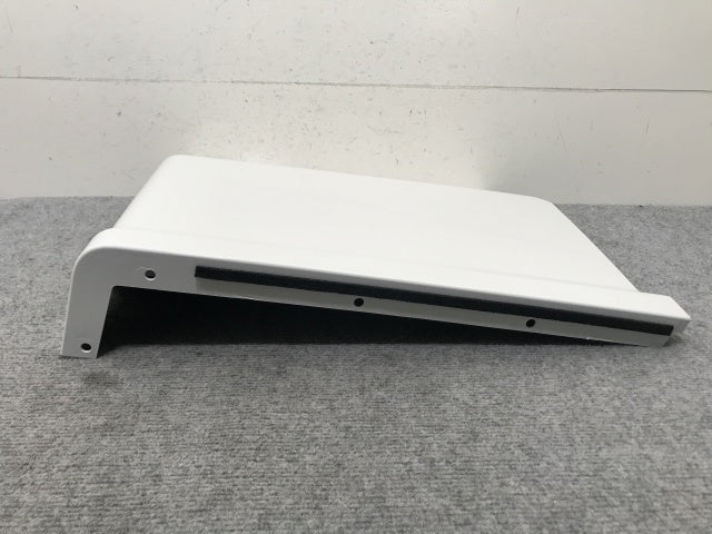 新車取り外し!ギガ 大型 2代目 2015- 10t 純正 右 リア フェンダー ホワイト ソリッド いすゞ(138659)