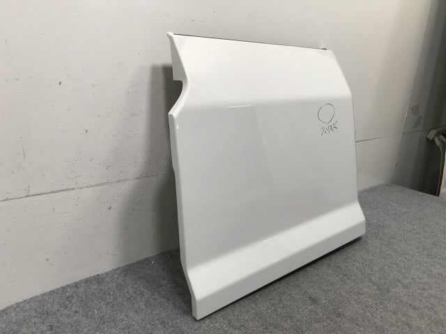 新車取り外し!ギガ 大型 2代目 2015- 10t 純正 左 リア フェンダー ホワイト ソリッド いすゞ(138666)