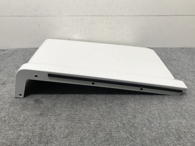 新車取り外し!ギガ 大型 2代目 2015- 10t 純正 右 リア フェンダー ホワイト ソリッド いすゞ(138670)
