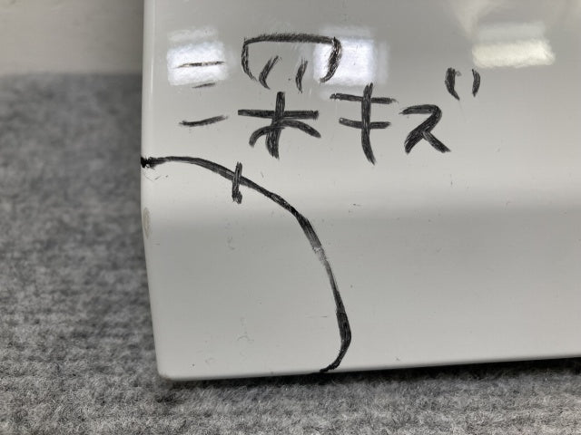新車取り外し!ギガ 大型 2代目 2015- 10t 純正 左 リア フェンダー ホワイト ソリッド いすゞ(138700)