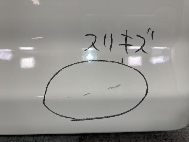 新車取り外し!ギガ 大型 2代目 2015- 10t 純正 左 リア フェンダー ホワイト ソリッド いすゞ(138703)