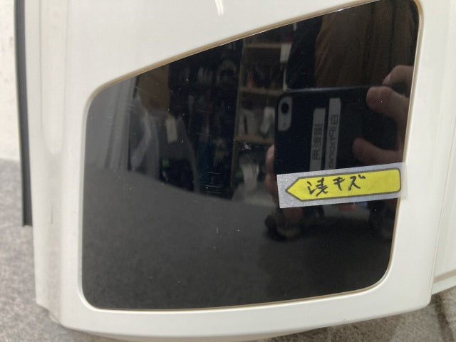 新車取り外し!ギガ 大型 2代目 2015- 10t 純正 後期 左 フロント コーナーパネル/コーナーカバー VC69 ホワイト ソリッド いすゞ(138736)