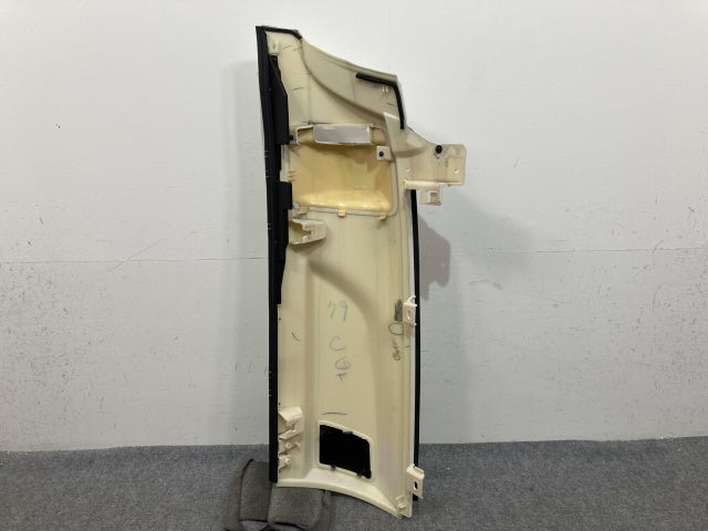 新車取り外し!ギガ 大型 2代目 2015- 10t 純正 後期 左 フロント コーナーパネル/コーナーカバー VC69 ホワイト ソリッド いすゞ(138736)