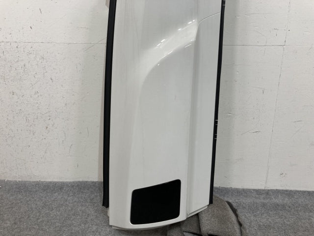 新車取り外し!ギガ 大型 2代目 2015- 10t 純正 後期 左 フロント コーナーパネル/コーナーカバー VC69 ホワイト ソリッド いすゞ(138737)