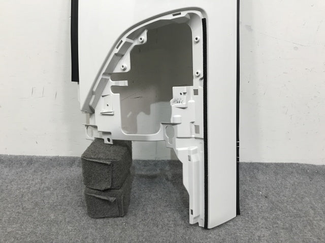 新車取り外し!フォワード 5代目/2021- 純正 後期 左 フロント コーナーパネル/コーナーカバー ホワイト ソリッド いすゞ(138740)
