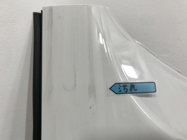新車取り外し!フォワード 5代目/2021- 純正 後期 右 フロント コーナーパネル/コーナーカバー ホワイト ソリッド いすゞ(138742)