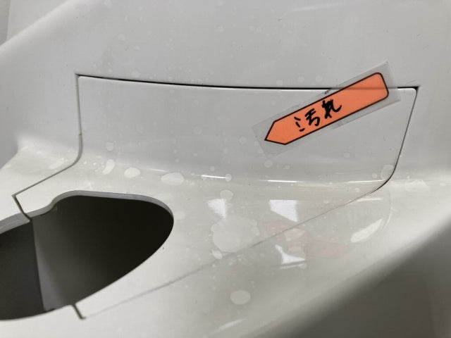 新車取り外し!フォワード 5代目/2021- 純正 後期 左 フロント コーナーパネル/コーナーカバー ホワイト ソリッド いすゞ(138748)