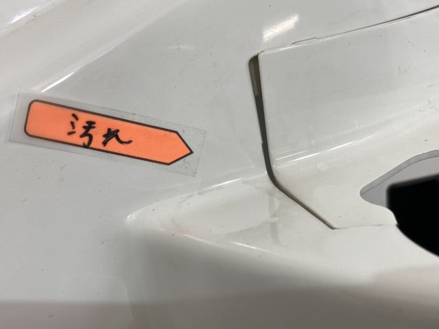 新車取り外し!フォワード 5代目/2007- 純正 前期 左 フロント コーナーパネル/コーナーカバー ホワイト ソリッド いすゞ(138753)
