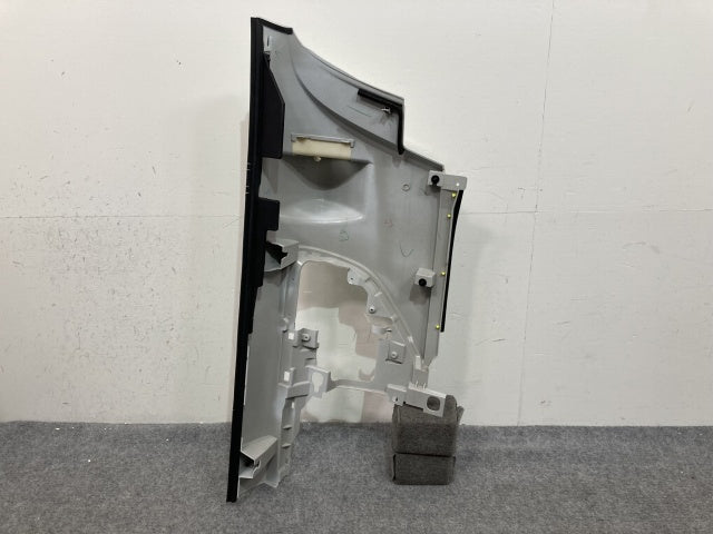 新車取り外し!フォワード 5代目/2021- 純正 後期 左 フロント コーナーパネル/コーナーカバー ホワイト ソリッド いすゞ(138755)