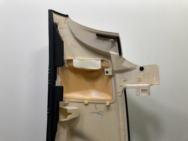 新車取り外し!ギガ 大型 2代目 2015- 10t 純正 中期 左 フロント コーナーパネル/コーナーカバー VC60 ホワイト ソリッド いすゞ(138758)