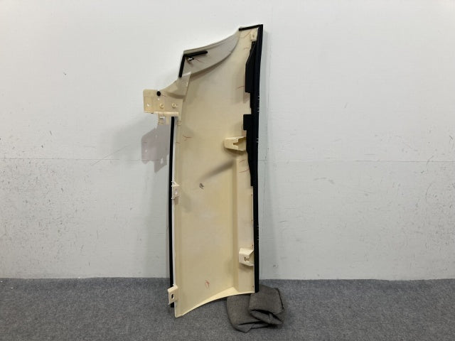 新車取り外し!ギガ 大型 2代目 2015- 10t 純正 中期 右 フロント コーナーパネル/コーナーカバー VC60 ホワイト ソリッド いすゞ(138767)