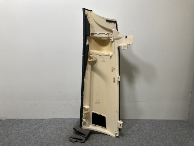 新車取り外し!ギガ 大型 2代目 2015- 10t 純正 後期 左 フロント コーナーパネル/コーナーカバー VC69 ホワイト ソリッド いすゞ(138770)