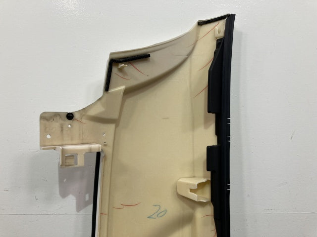 新車取り外し!ギガ 大型 2代目 2015- 10t 純正 後期 右 フロント コーナーパネル/コーナーカバー VC69 ホワイト ソリッド いすゞ(138783)
