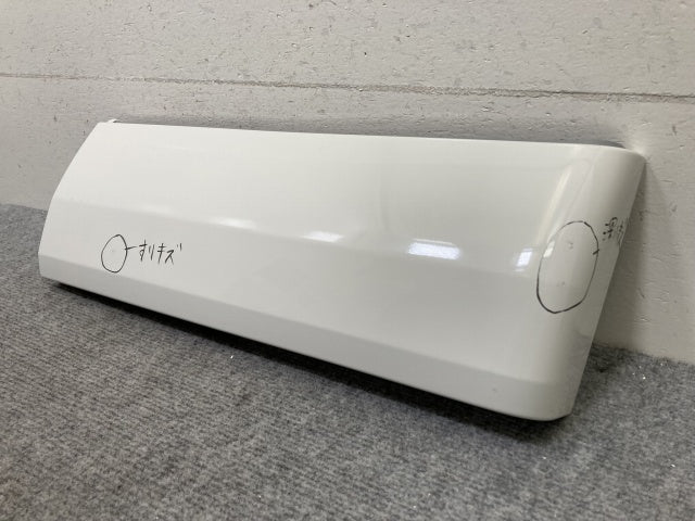 新車取り外し!フォワード 5代目/2007- 純正 左 リア フェンダー フルキャブ用 ホワイト ソリッド いすゞ(138822)
