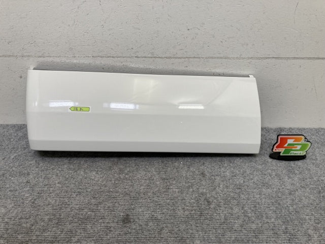 新車取り外し!フォワード 5代目/2007- 純正 右 リア フェンダー フルキャブ用 ホワイト ソリッド いすゞ(138823)