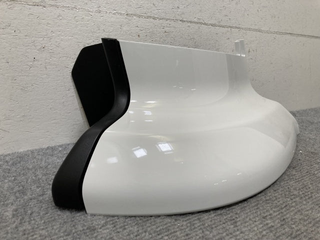 新車取り外し!ギガ 大型 2代目 2015- 10t 純正 右 アッパー フロント コーナーパネル/コーナーカバー ホワイト ソリッド いすゞ(138847)