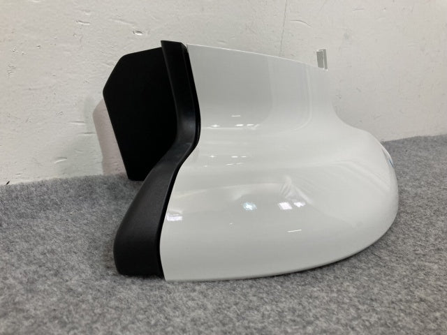 新車取り外し!ギガ 大型 2代目 2015- 10t 純正 右 アッパー フロント コーナーパネル/コーナーカバー ホワイト ソリッド いすゞ(138848)