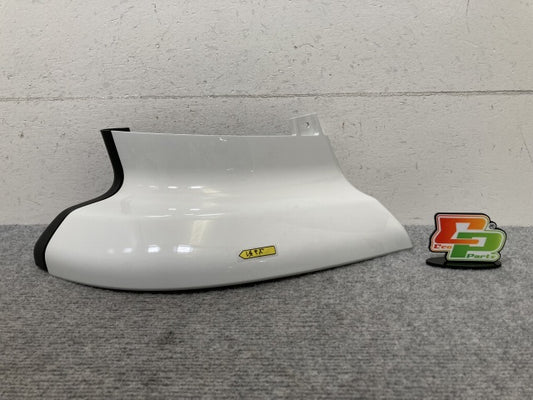 新車取り外し!ギガ 大型 2代目 2015- 10t 純正 右 アッパー フロント コーナーパネル/コーナーカバー ホワイト ソリッド いすゞ(138850)