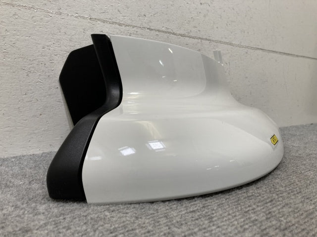 新車取り外し!ギガ 大型 2代目 2015- 10t 純正 右 アッパー フロント コーナーパネル/コーナーカバー ホワイト ソリッド いすゞ(138850)