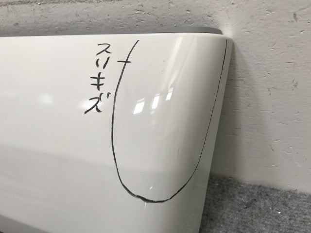 新車取り外し!フォワード 5代目/2007- 純正 左 リア フェンダー フルキャブ用 ホワイト ソリッド いすゞ(138888)