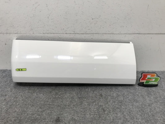 新車取り外し!フォワード 5代目/2007- 純正 右 リア フェンダー フルキャブ用 ホワイト ソリッド いすゞ(138889)