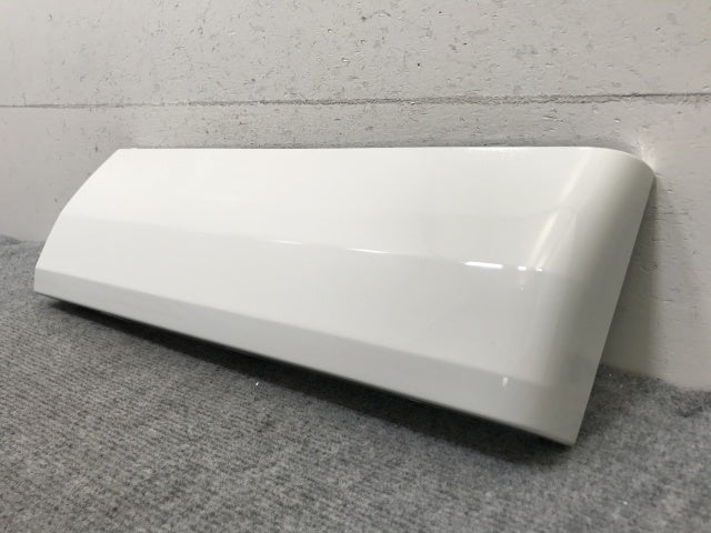 新車取り外し!フォワード 5代目/2007- 純正 左 リア フェンダー フルキャブ用 ホワイト ソリッド いすゞ(138890)
