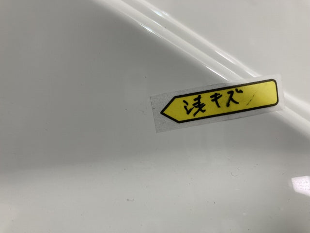 新車取り外し!ギガ 大型 2代目 2015- 10t 純正 右 フロント フェンダー ホワイト ソリッド いすゞ(138895)