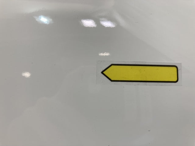 新車取り外し!ギガ 大型 2代目 2015- 10t 純正 左 フロント フェンダー ホワイト ソリッド いすゞ(138907)