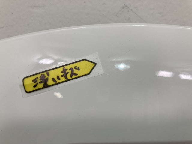 新車取り外し!ギガ 大型 2代目 2015- 10t 純正 右 フロント フェンダー ホワイト ソリッド いすゞ(138910)