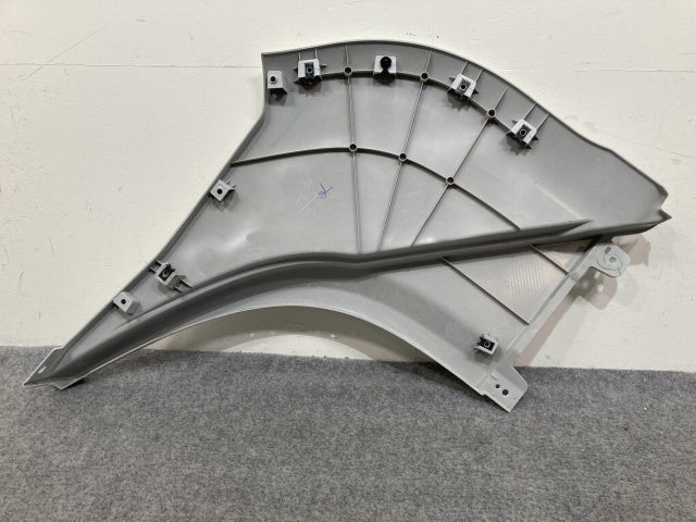 新車取り外し!ギガ 大型 2代目 2015- 10t 純正 右 フロント フェンダー ホワイト ソリッド いすゞ(138916)