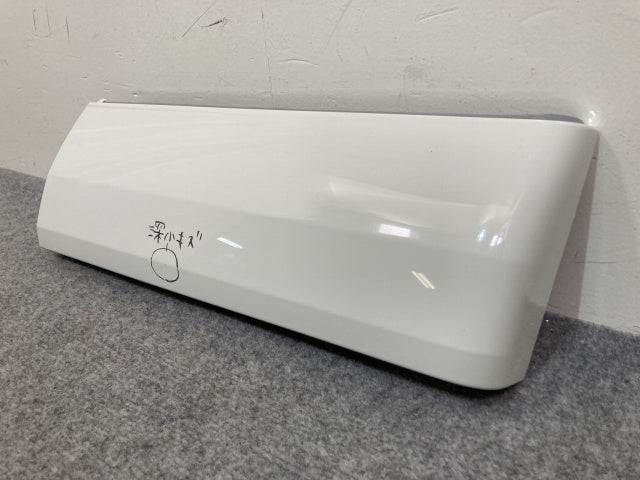 新車取り外し!フォワード 5代目/2007- 純正 左 リア フェンダー フルキャブ用 ホワイト ソリッド いすゞ(138929)