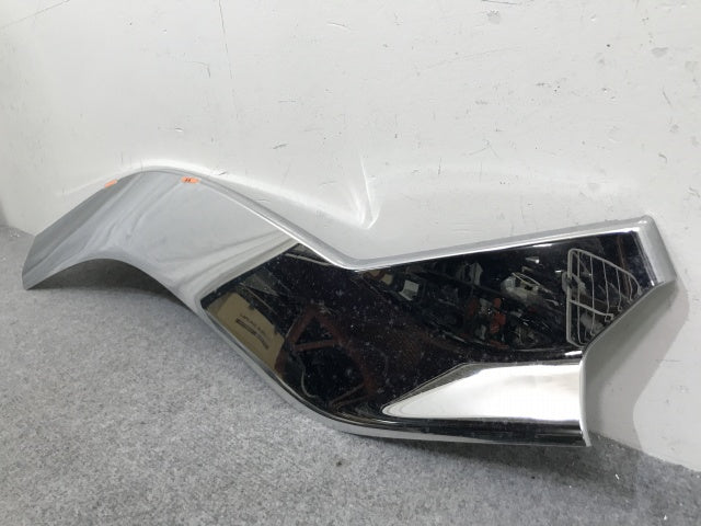 ギガ 大型 2代目 2015- 10t 純正 右 アッパー フロント ドア パネル 1-8679-2141-* メッキ いすゞ(138936)