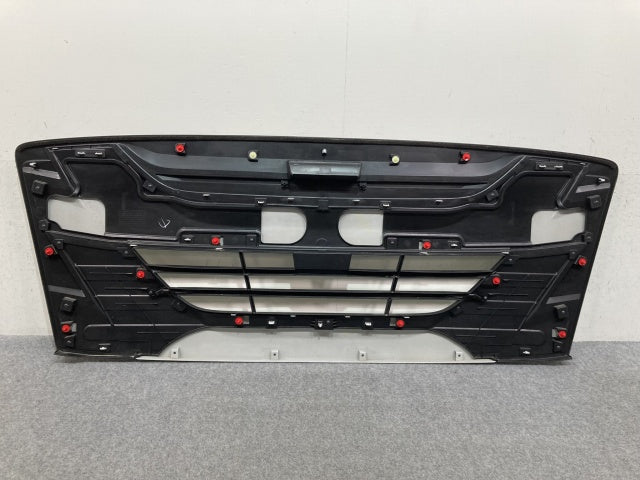 新車取り外し!ギガ 大型 2代目 2015- 10t 純正 フロント グリル/ラジエーターグリル ホワイト ソリッド いすゞ(138937)
