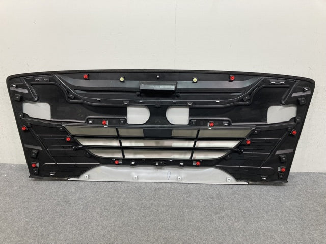 新車取り外し!ギガ 大型 2代目 2015- 10t 純正 フロント グリル/ラジエーターグリル ホワイト ソリッド いすゞ(138943)