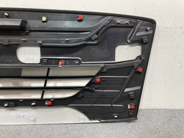 新車取り外し!ギガ 大型 2代目 2015- 10t 純正 フロント グリル/ラジエーターグリル ホワイト ソリッド いすゞ(138945)