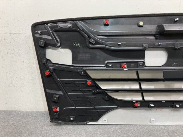 新車取り外し!ギガ 大型 2代目 2015- 10t 純正 フロント グリル/ラジエーターグリル ホワイト ソリッド いすゞ(138952)