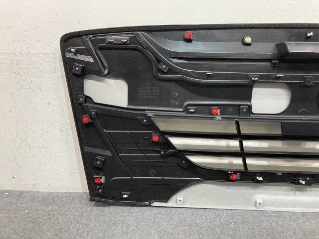 新車取り外し!ギガ 大型 2代目 2015- 10t 純正 フロント グリル/ラジエーターグリル ホワイト ソリッド いすゞ(138953)